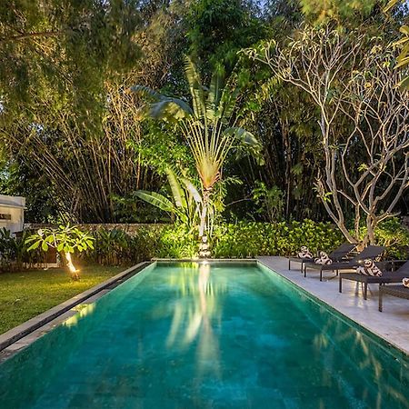 4 Bedroom Villa - Kerobokan Seminyak  Exterior photo